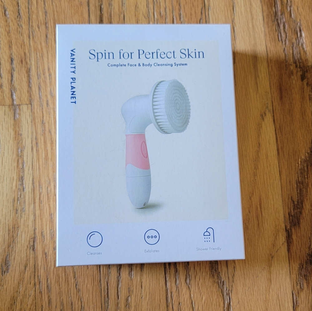 NIB Vanity Planet Spin for Perfect Skin - White and Pink Facial Cleansing Brush